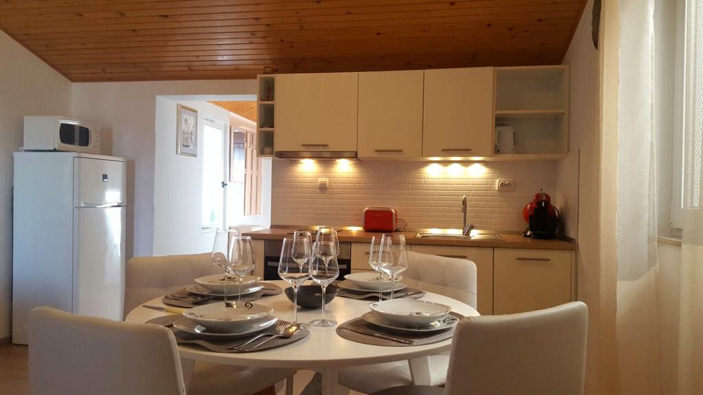 Apartments Kristian Μπολ Εξωτερικό φωτογραφία